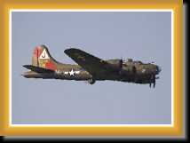 B-17G Pink Lady US DS M-J 511 BS 44-8846 IMG_4529 * 3132 x 2220 * (3.12MB)